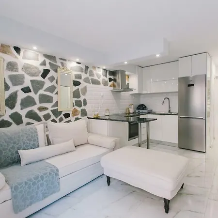 Modern Salon Apartamento